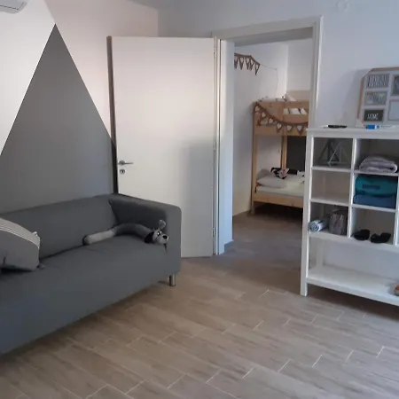 Gatzeas Ways - A Family Beach House